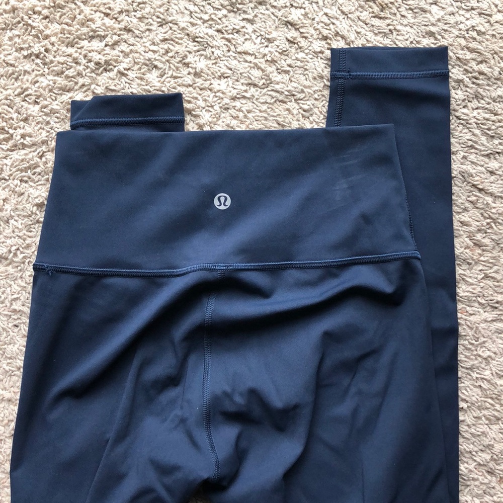 lululemon navy wunder under luxtreme size 4